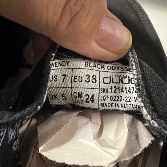 Hey Dude Women's Black Canvas Lace-Up Loafers Size 7 - Picture 7 of 8